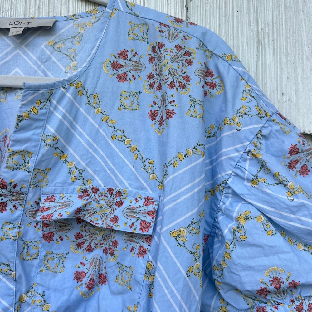 LOFT Women's Small Blue Floral Print Tiered Midi Dress Short Sleeve Pockets - Picture 3 of 8